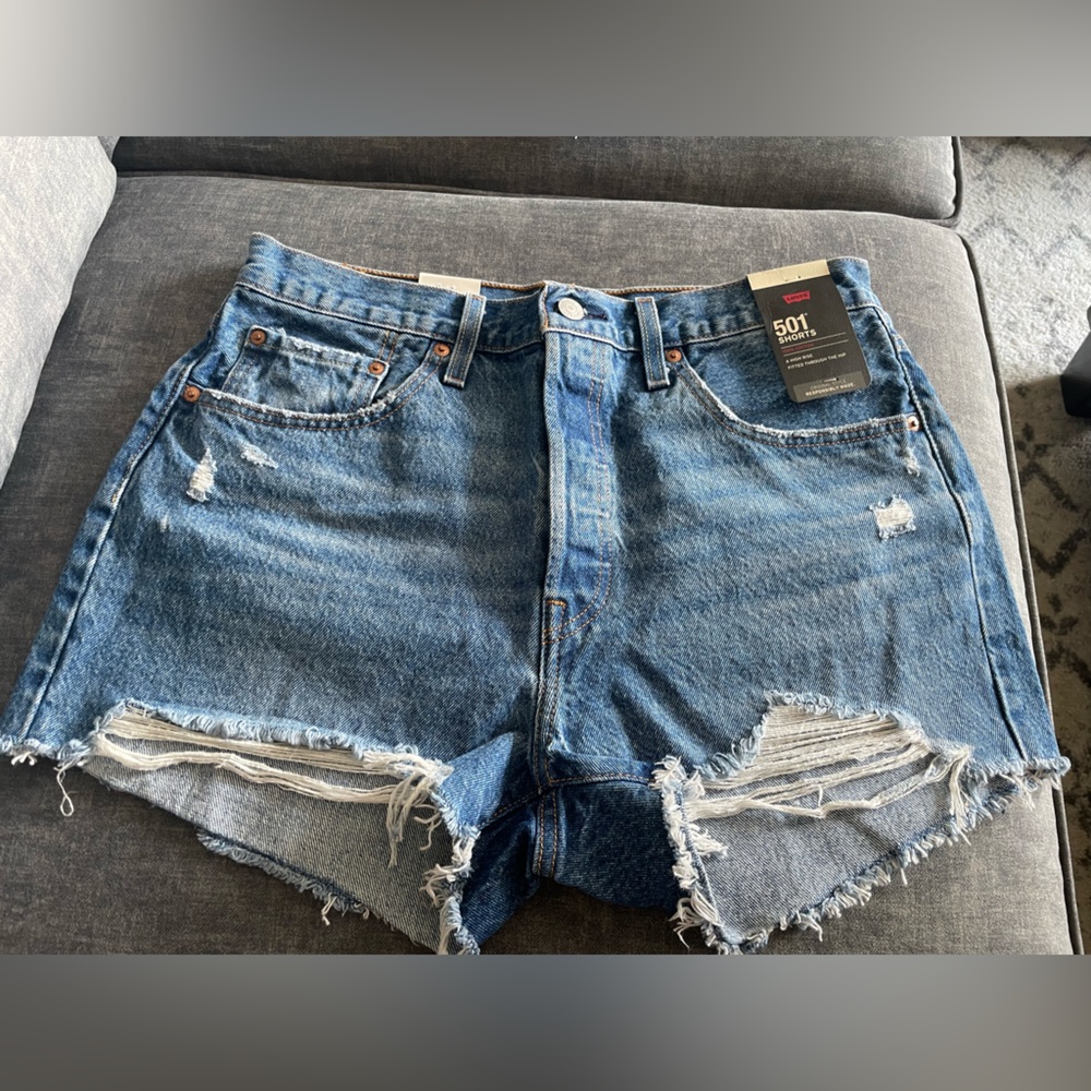 Levi’s 501 shorts size 31